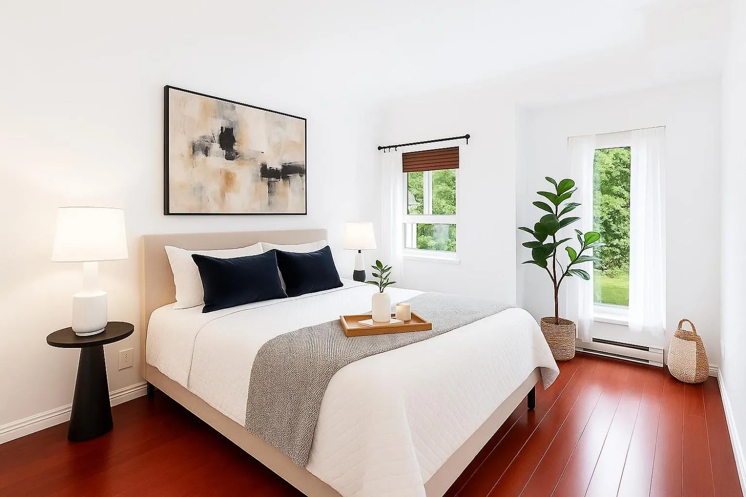 High-End 2Br Townhouse Steps From The Seawall Vancouver